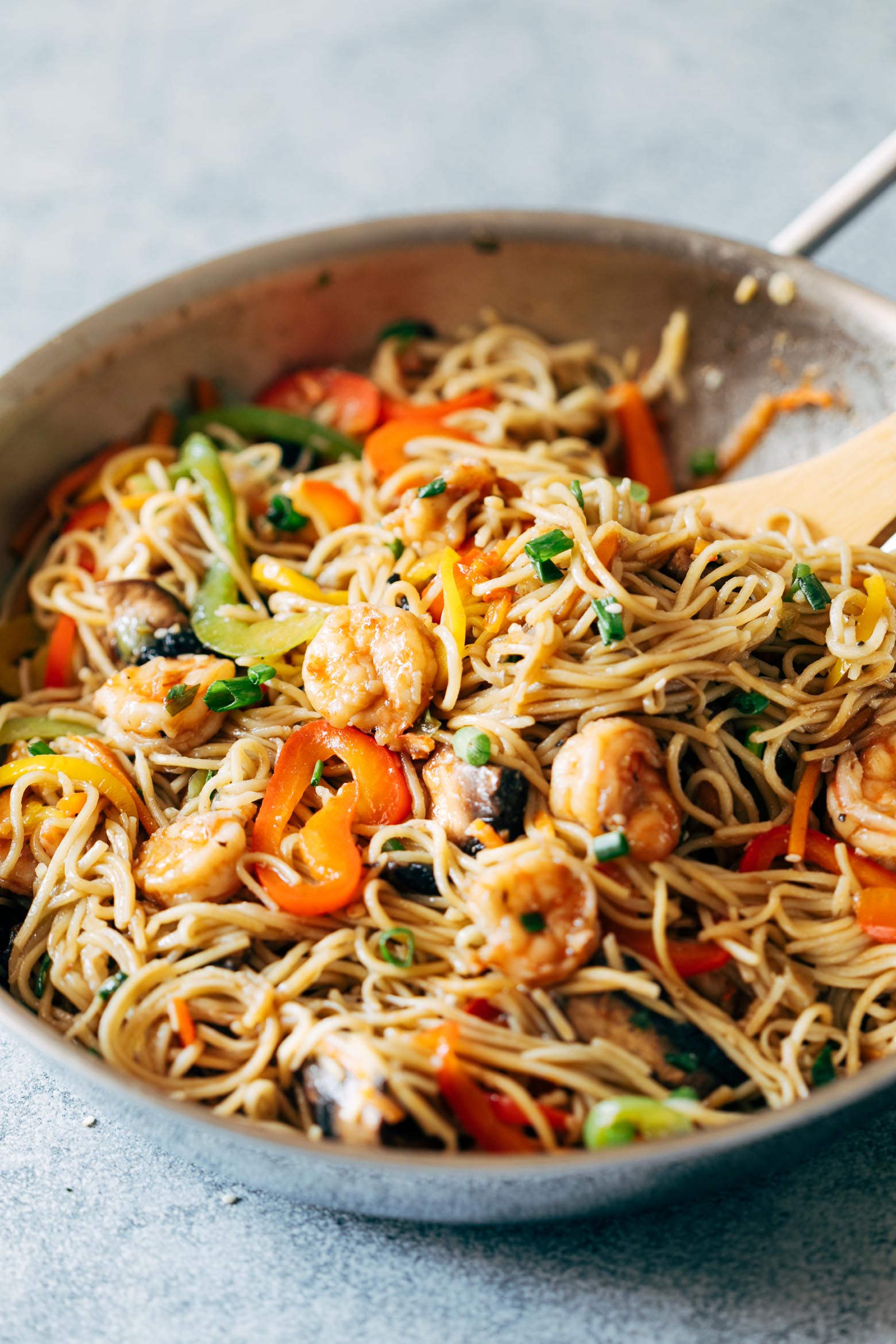 Shrimp Chow Mein is an easy, one pot meal thats loaded with shrimp, fresh vegetables and flavour. Its the best way to get weeknight dinner on the table in under 30 minutes and is better than takeout!